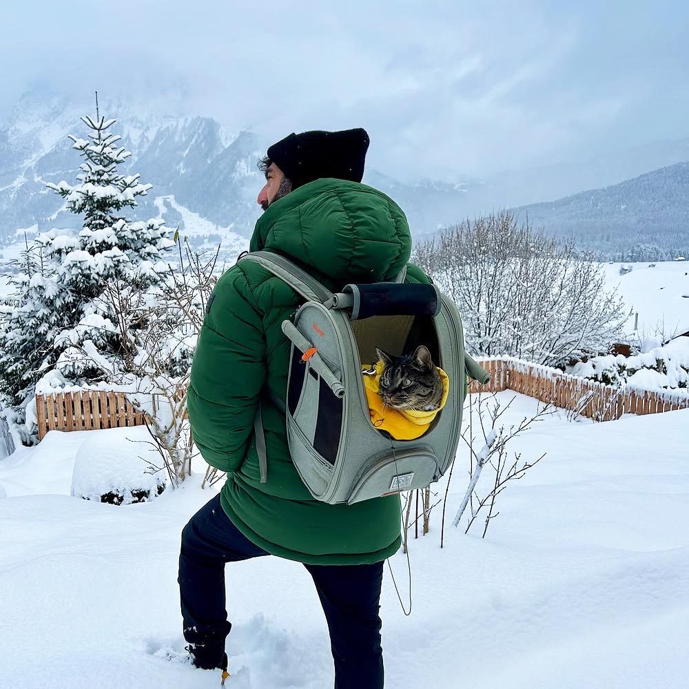 Adventure Cat Carrier Backpack with Window, Large Airline-Approved Cat Bag for Hiking & Travel